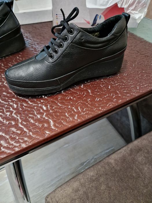 Дамски обувки естествена кожа