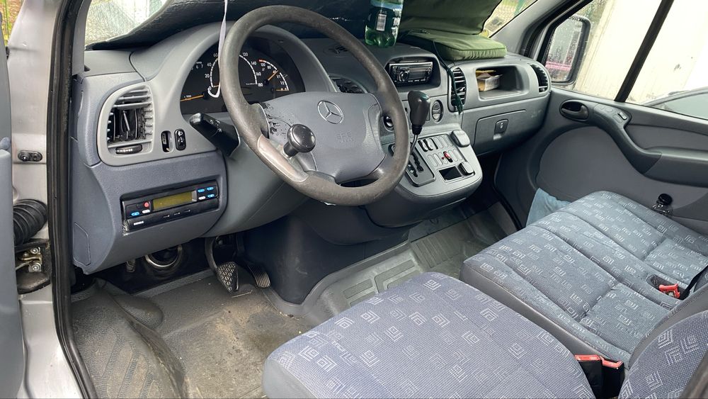 Vand/ Schimb Sprinter 316 2.7cdi/ Automat/ clima/ Carlig/ Pret 6500€€€