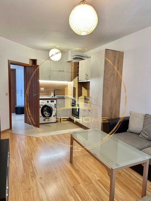 Дава се под наем Двустаен апартамент в Варна, Колхозен пазар - 60 кв.м за 400 € - Снимка #1