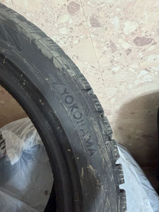 Шины 235/45/R18 с шипами