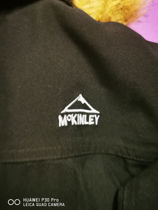 Детска зимна шуба/парка на фирмата McKinley, размер 152, почти нова.