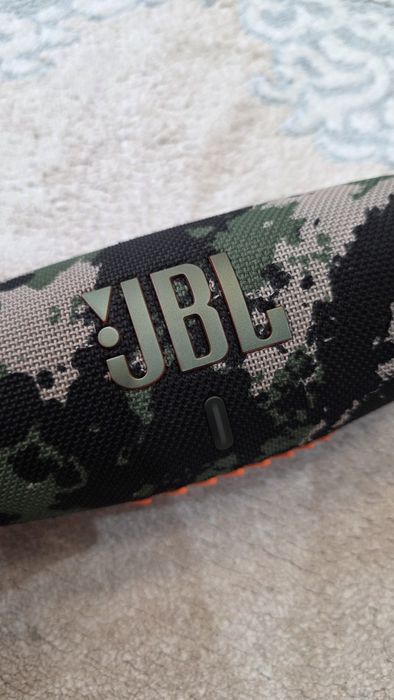 Портативная колонка JBL Charge 5