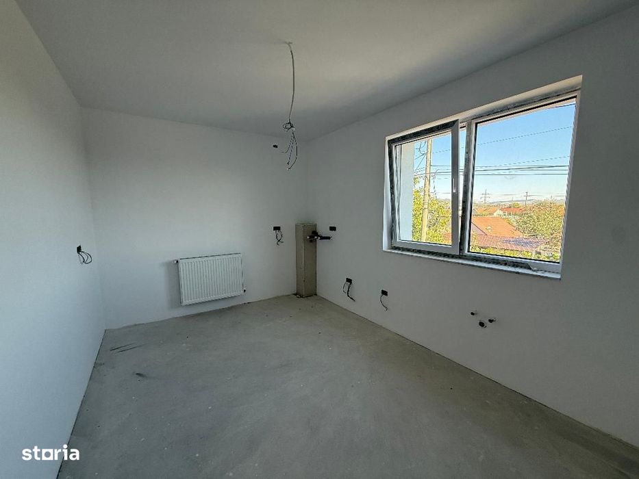 De vanzare Duplex situat in Barabant.