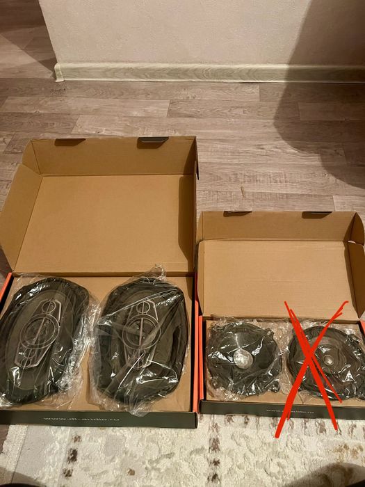 Колонки автомобильные Pioneer.