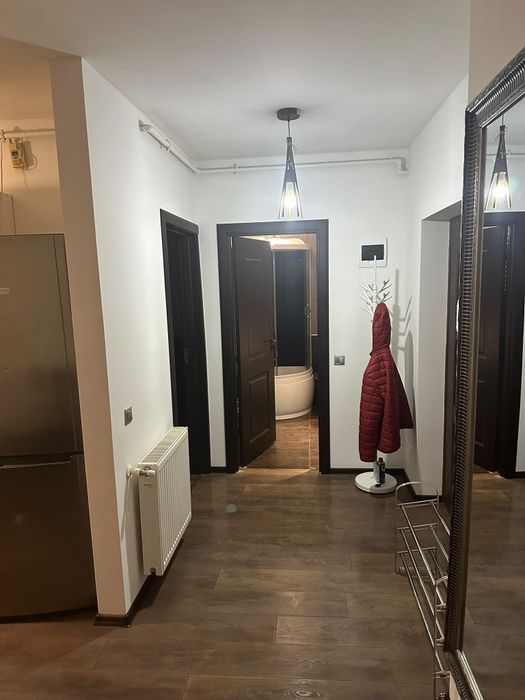 Inchiriez apartament