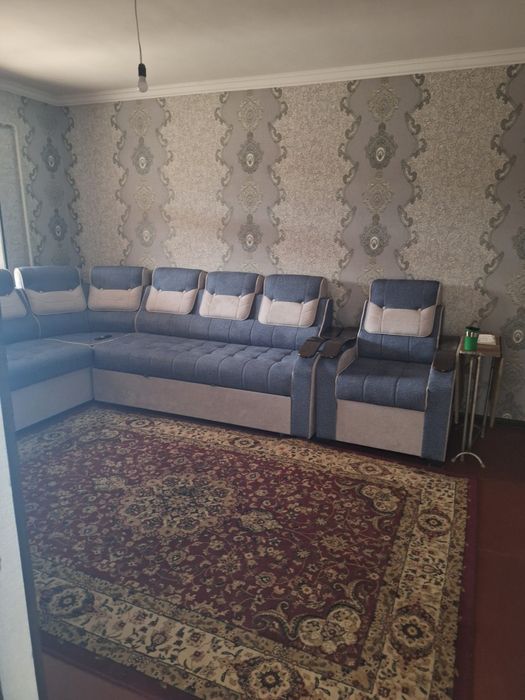 Продаётся  дом  с огородом