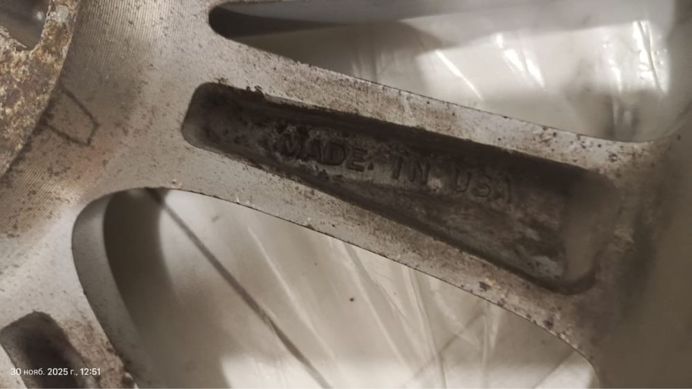 Продам диски Subaru с зимней резиной