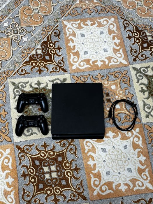 PlayStation 4 Slim 1 Tb