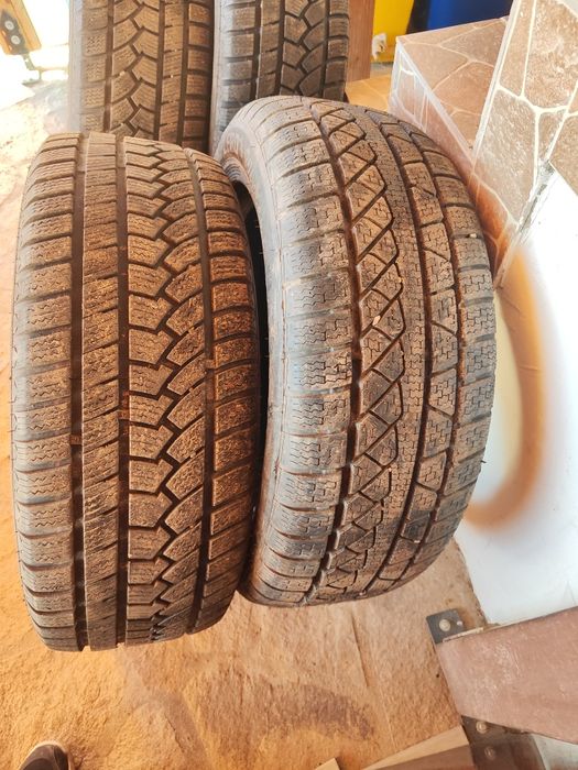Зимни гуми заджип