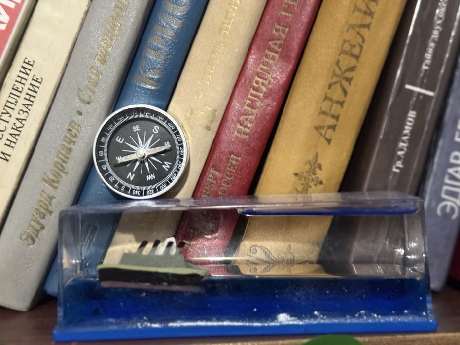 Продается рыба,аквариум,многа Camaro  коллекция автомобилей Porshe