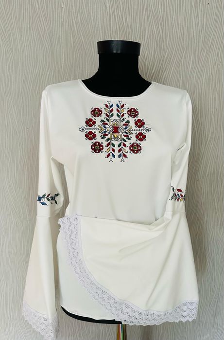 Блузи с бродерия/блуза с народни мотиви