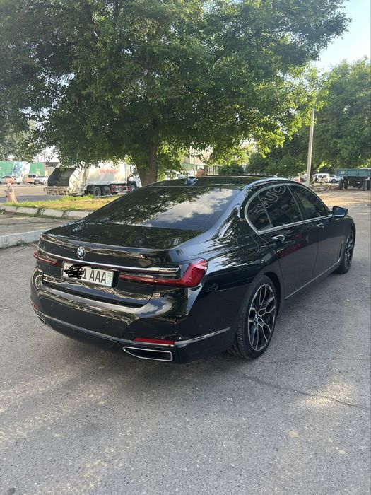 BMW 730I GI 12 2019 yil