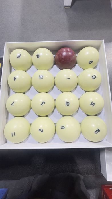 Люстра  билядний  сотилади янги ишлатилмаган .Bilyardniy lyustra ,tosh