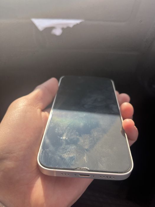 Айфон 13 белый цвет