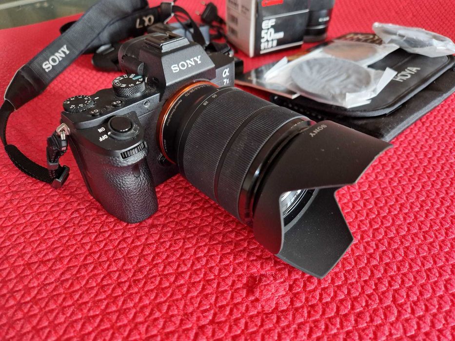 SONY A7-II 24MP Full-Frame + 3 обектива