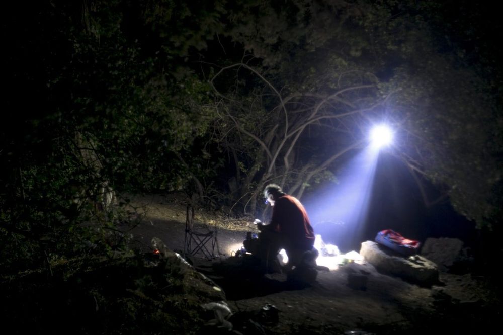 Фонарь налобный ,2в1, с  функцией повербанка