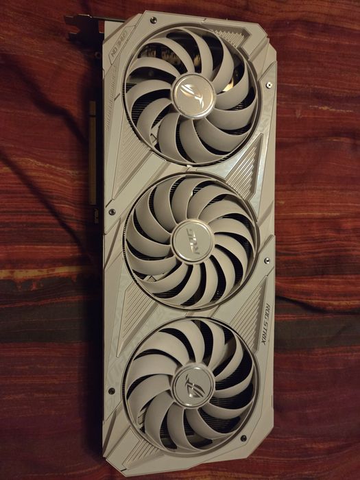Видео карта RTX 3080 ROG STRIX 10 GB бяла
