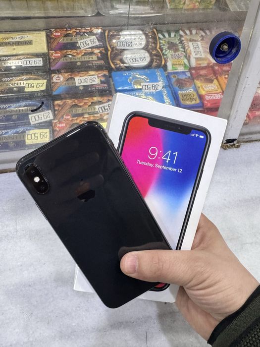 iphone X 64 GB aybi yoq srochna sotladi