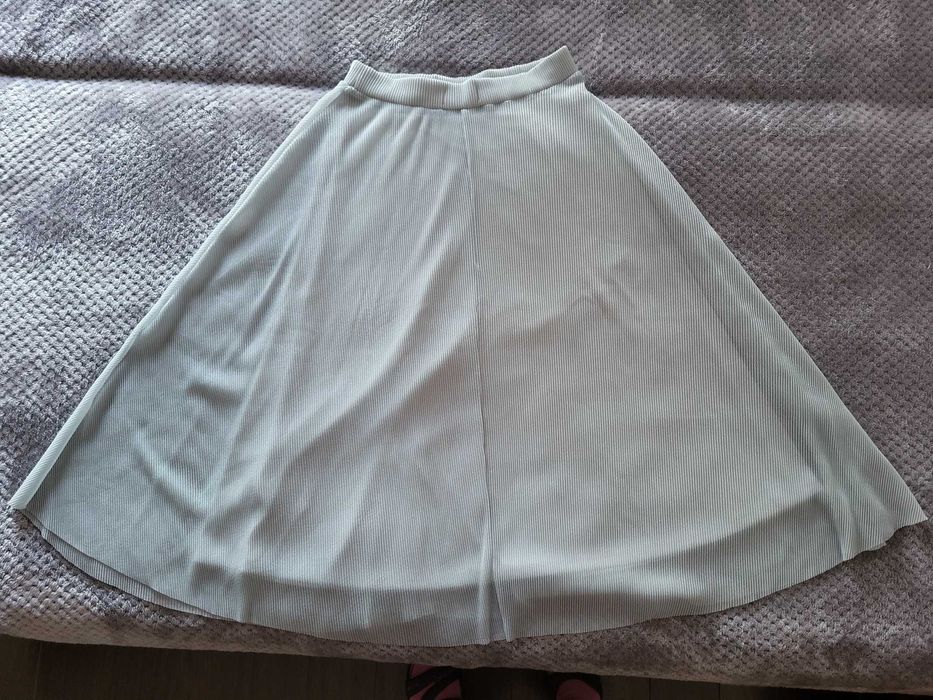 Fusta lunga cu tul turcoaz deschis L (Reserved)