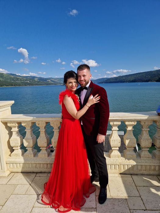 Vand 2 rochii elegante pentru nasa, de zi si de seara Poema/ Ana Radu