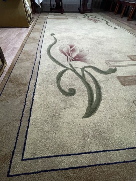 Продам ковер 2.5*5 м