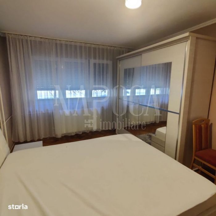 Apartament 4 camere de vanzare in Rogerius Oradea, Oradea
