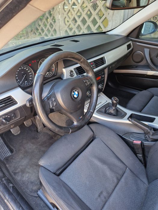 BMW e92 320i 2007 coupe