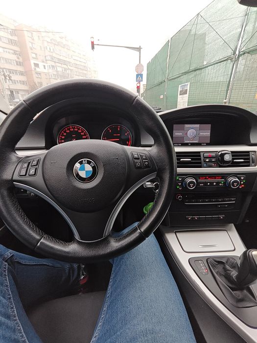 BMW Seria 3 E91 320d Facelift