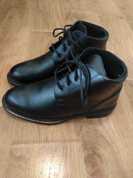 Мъжки обувки от естествена кожа