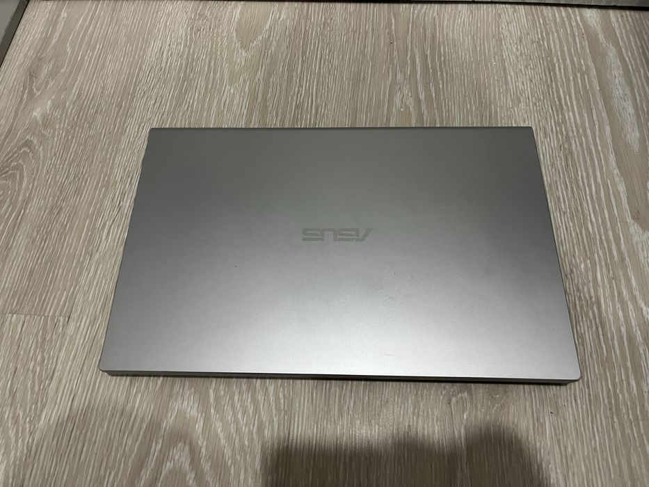 asus ноутбук в идеальном состоянии