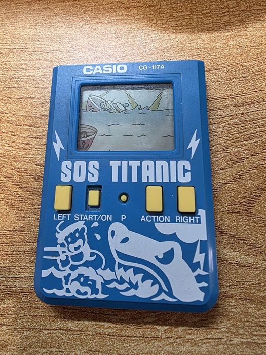 Casio игра sos titanic и funny waiter
