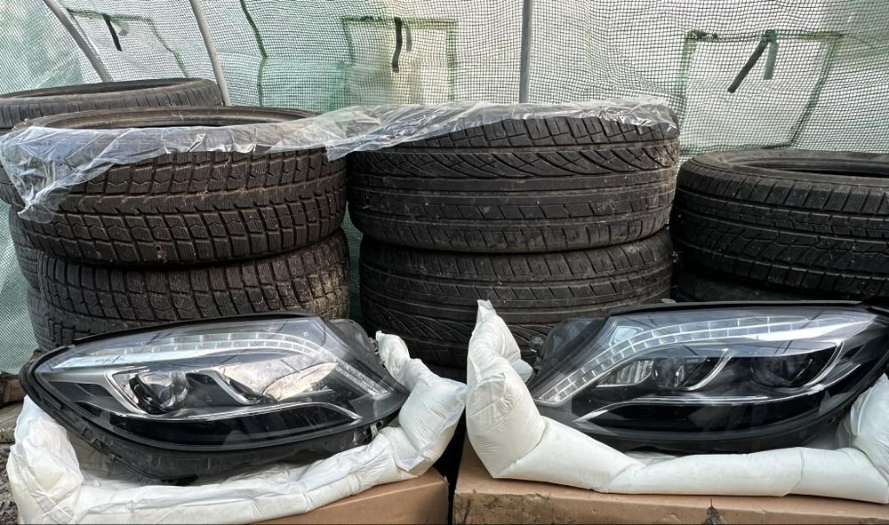 Оригинални фарове за Mercedes W222