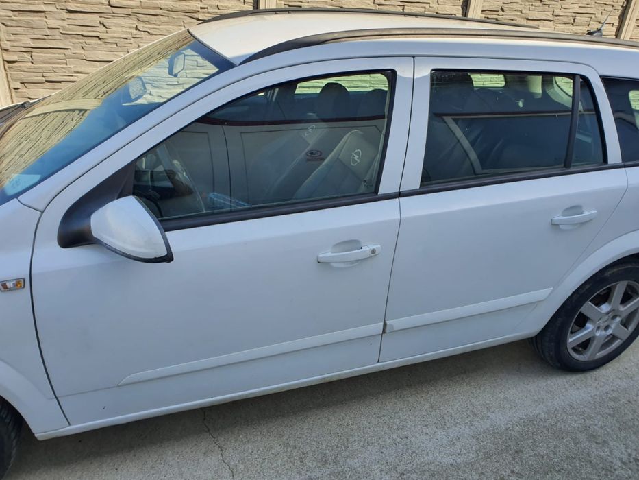 USA OPEL ASTRA H S.F