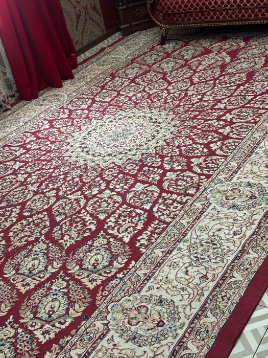 Продам ковёр 280/5 б/у 30000 Алматы