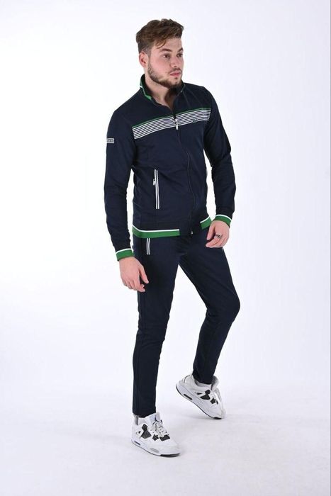 Мужские спортивные костюмы , Турция