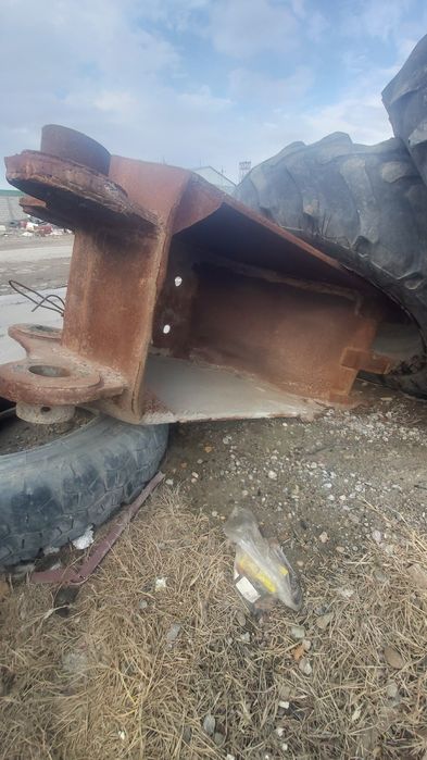 Экскаватор ковуш сотилади