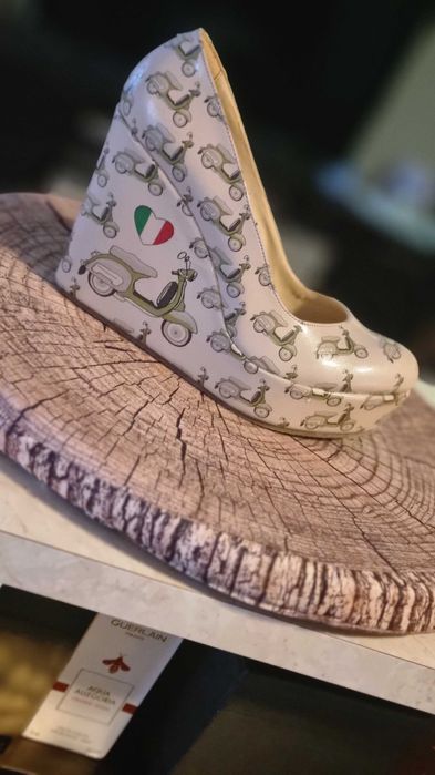 Пролетно-есенни обувки на платформа Dogo