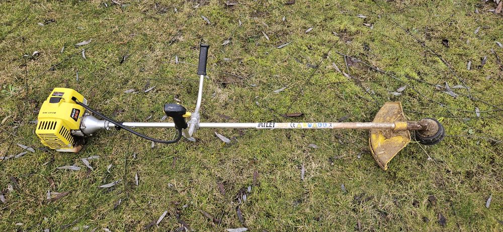 Motocoasa Ruris atlet 369 pe benzina