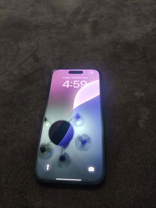 iPhone 16 pro 128 GB under warranty