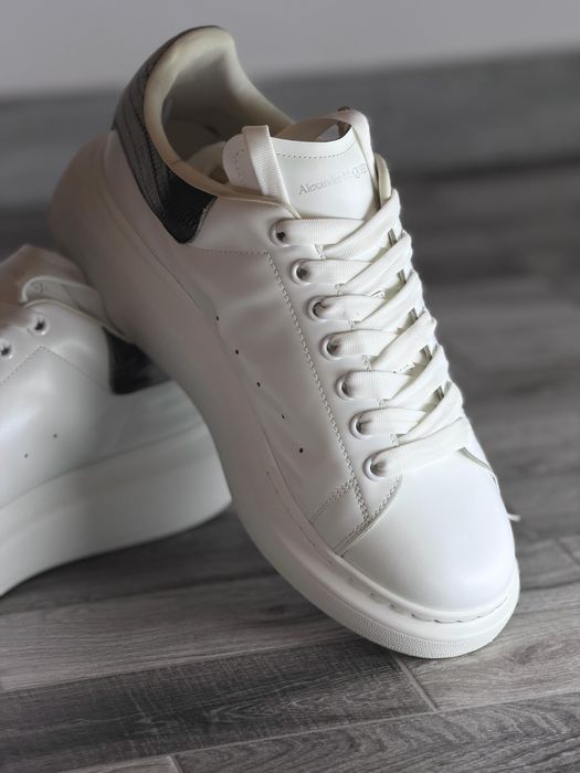 Sneakers Alexander McQueen Oversized, originali