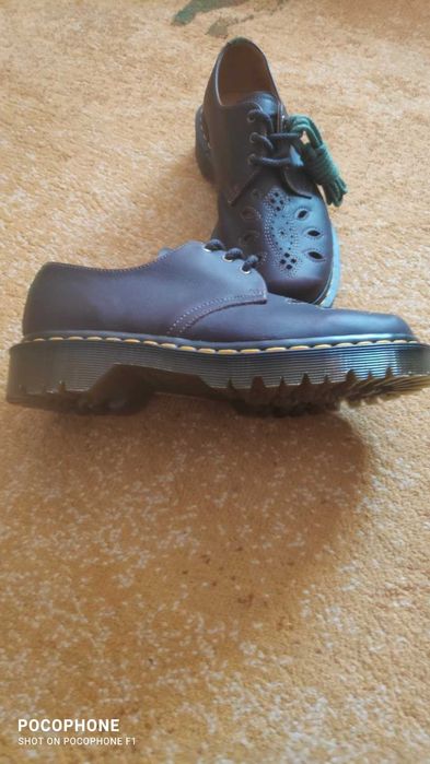 Pantofi Dr. Martens