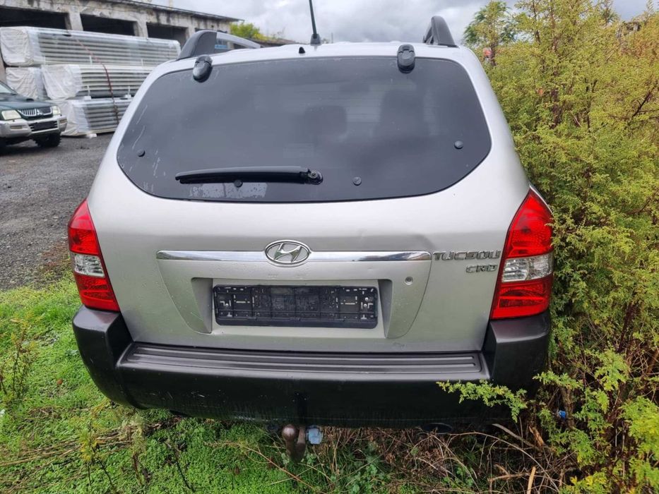Hyundai Tucson 2.0CRDI Auto
Hyundai Tucson 2.0CRDI Automatic На части
