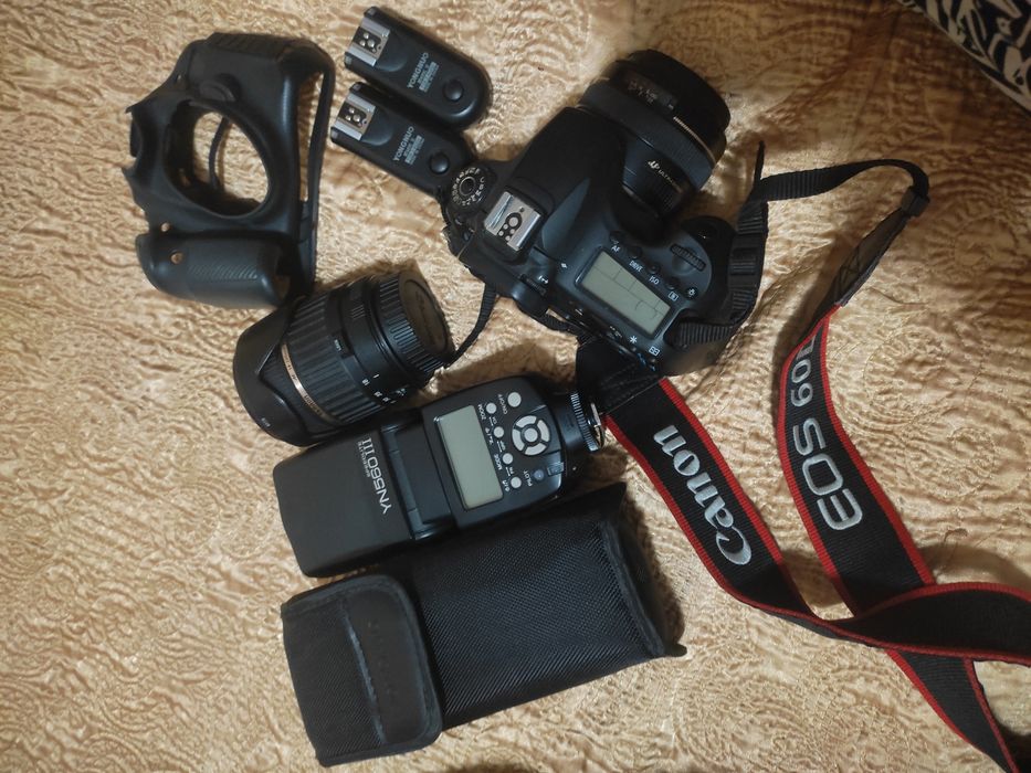 Зеркальный Кэнон 60d