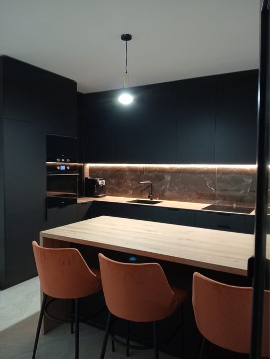 PF Inchiriez Casă Premium nouă, Vișani, Iași.