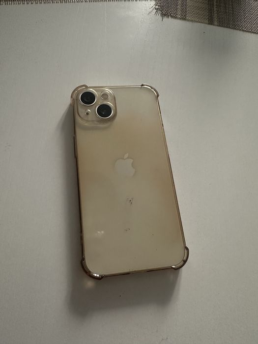 Продам Iphone 13