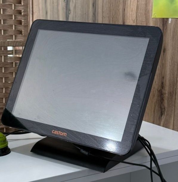 Продаётся POS моноблок Castom 4/64