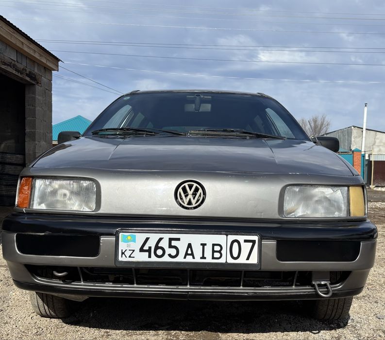 Пассат б3 1990 г 1.8 моно