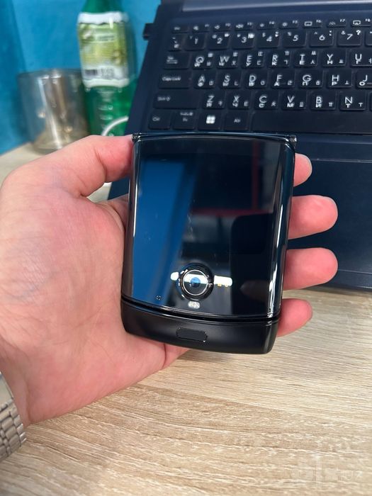 Motorola RAZR  E-Sim