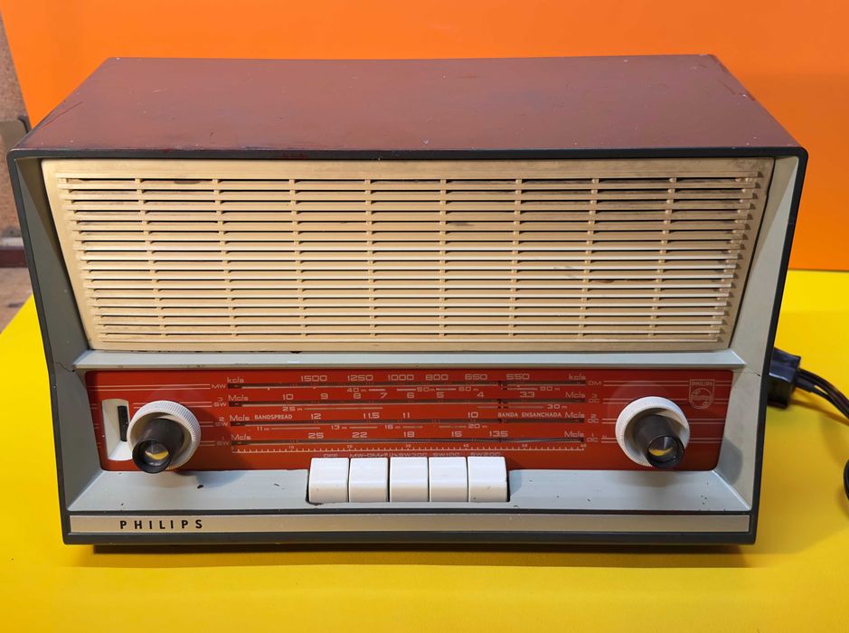Ретро Лампово Радио Philips Работи