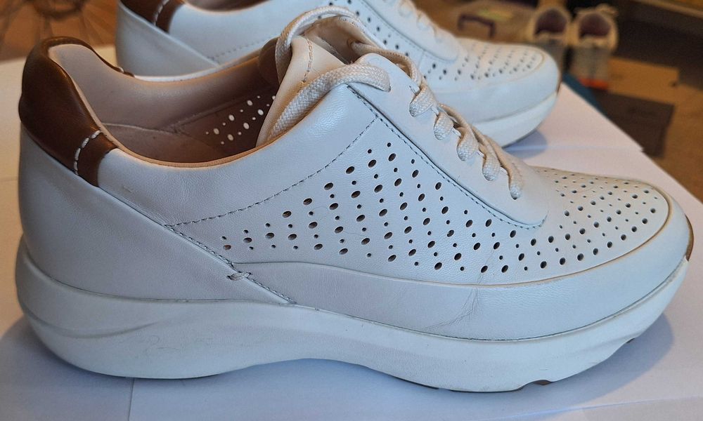 Дамски кожени летни обувки Clarks